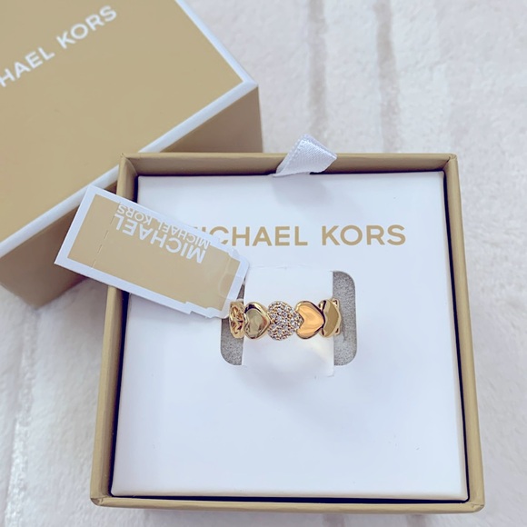 Michael Kors Hearts Shape Crystals Gold Brass Ring Band Size 7 - Picture 1 of 8